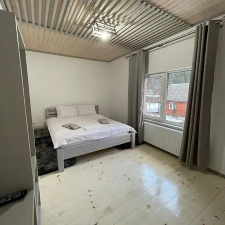 Kelef House Tatariw