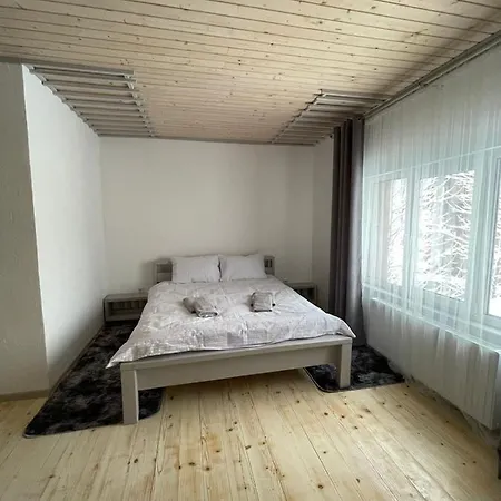 Kelef House Gæstehus Tatariv